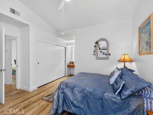 8816  Yuba  1108B  Circle, Huntington Beach, CA