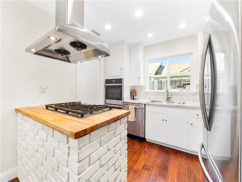 5631  Nevada  , Huntington Beach, CA