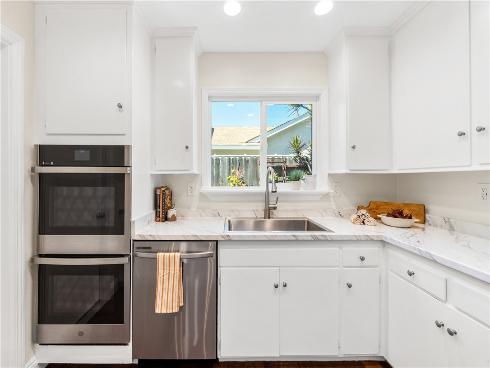 5631  Nevada  , Huntington Beach, CA