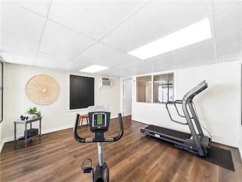 5631  Nevada  , Huntington Beach, CA