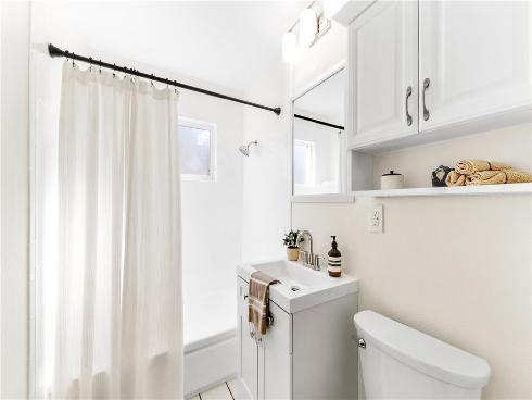 5631  Nevada  , Huntington Beach, CA