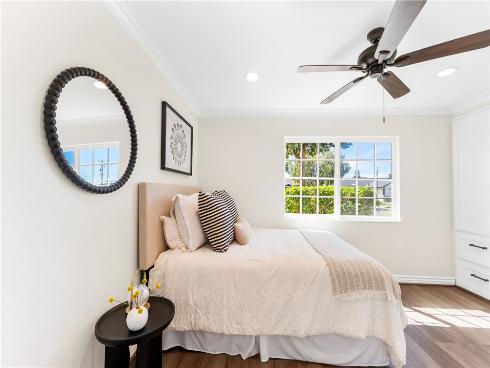 5631  Nevada  , Huntington Beach, CA