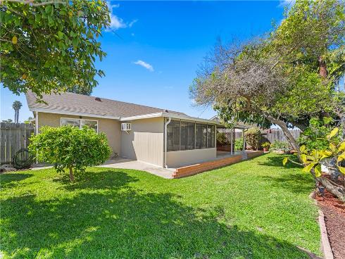 5631  Nevada  , Huntington Beach, CA