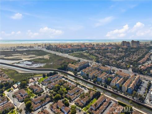 8145  Ridgefield  , Huntington Beach, CA