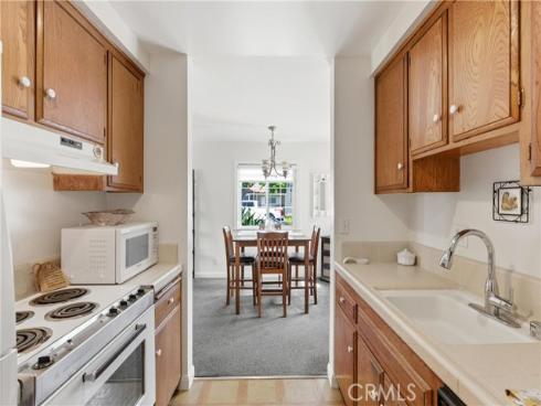 8145  Ridgefield  , Huntington Beach, CA