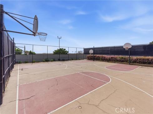 8145  Ridgefield  , Huntington Beach, CA