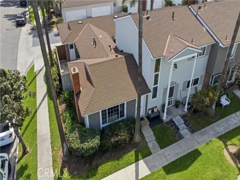 8145  Ridgefield  , Huntington Beach, CA