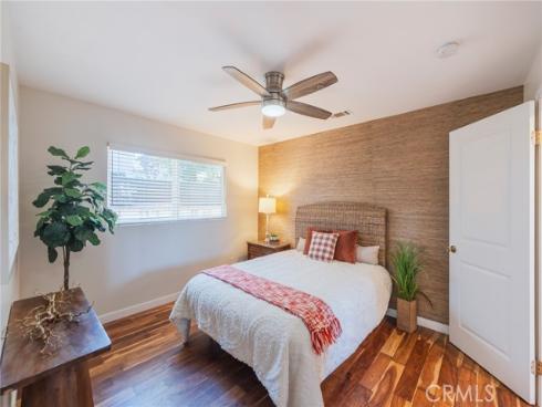 813  13th Street  , Huntington Beach, CA