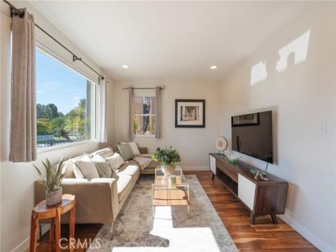 813  13th Street  , Huntington Beach, CA