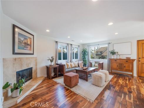 813  13th Street  , Huntington Beach, CA