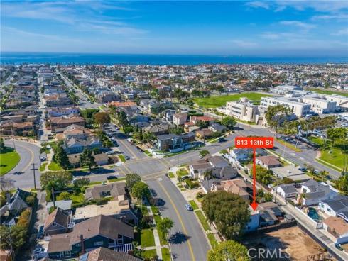 813  13th Street  , Huntington Beach, CA