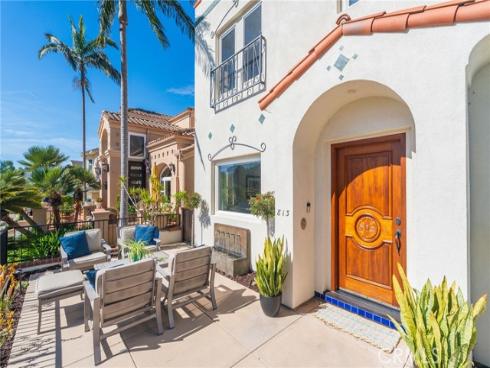 813  13th Street  , Huntington Beach, CA