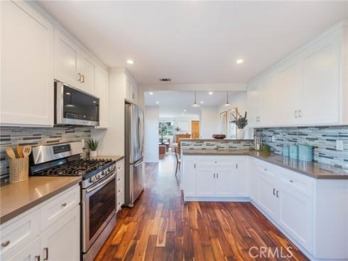 813  13th Street  , Huntington Beach, CA