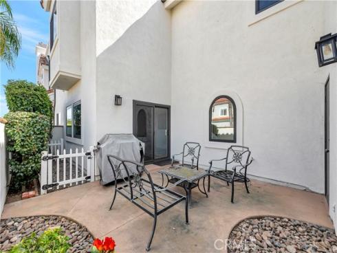 1219  Delaware   Street, Huntington Beach, CA