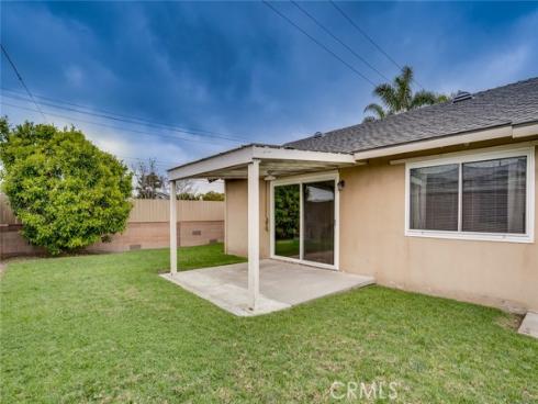 15501  Eliot  , Huntington Beach, CA