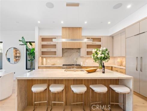 520  11th   Street, Huntington Beach, CA