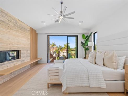 520  11th   Street, Huntington Beach, CA