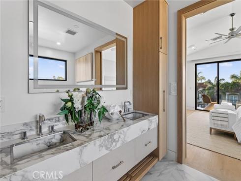 520  11th   Street, Huntington Beach, CA