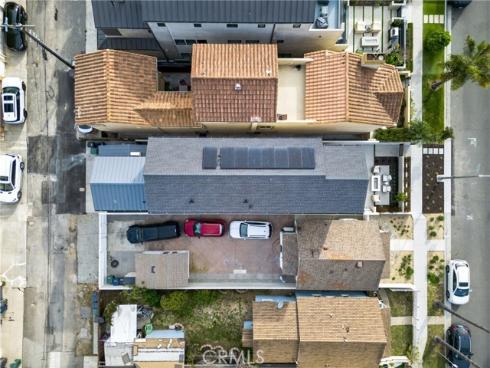 520  11th   Street, Huntington Beach, CA