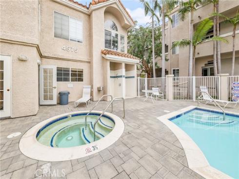 4561  Warner  302 , Huntington Beach, CA