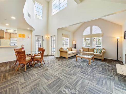 4561  Warner  302 , Huntington Beach, CA