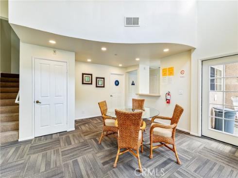 4561  Warner  302 , Huntington Beach, CA