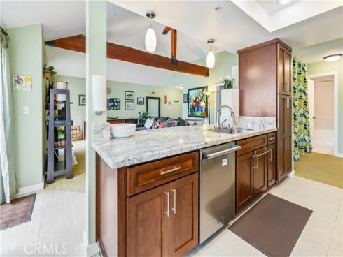 4561  Warner  302 , Huntington Beach, CA