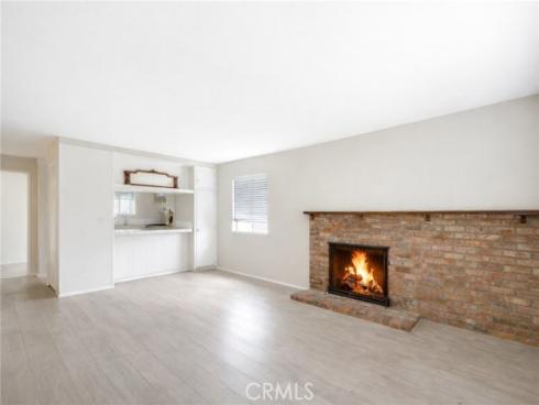 21135  Freeport  , Huntington Beach, CA