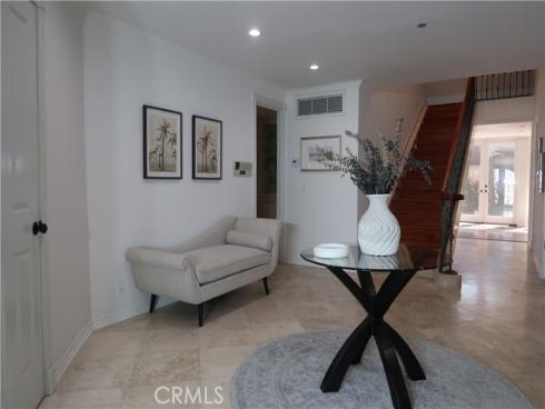 16802  Kamalii  , Huntington Beach, CA