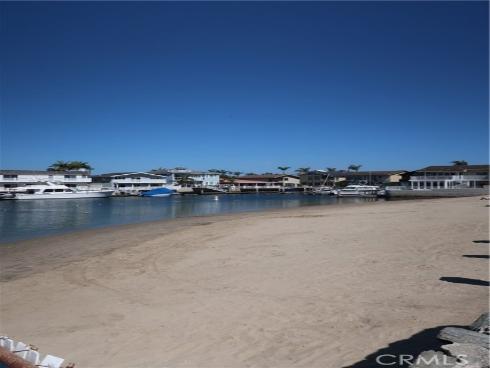 16802  Kamalii  , Huntington Beach, CA