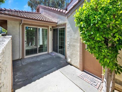 8466  Idlewild  , Huntington Beach, CA