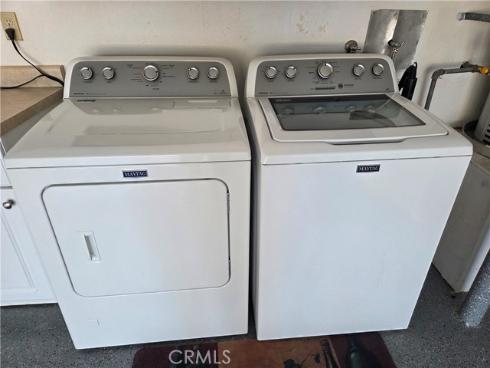 8466  Idlewild  , Huntington Beach, CA