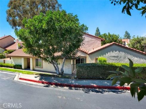 8466  Idlewild  , Huntington Beach, CA
