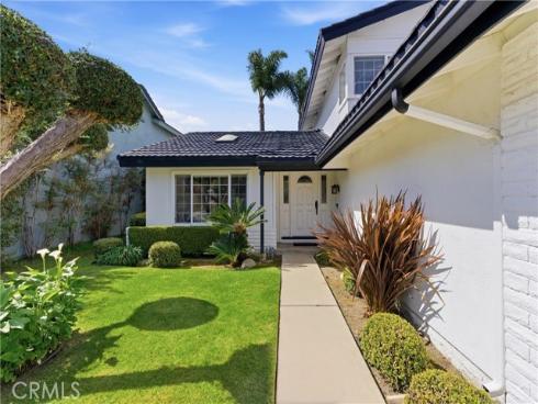 20621  Reef   Lane, Huntington Beach, CA