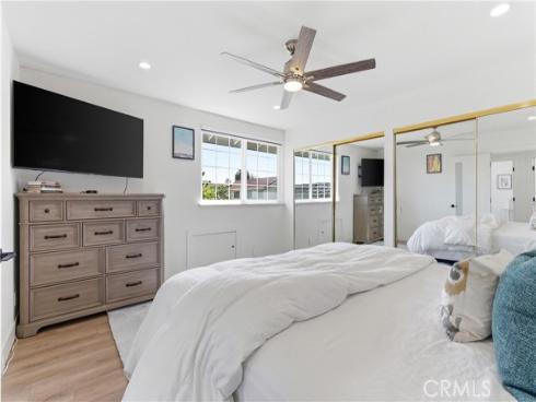 20621  Reef   Lane, Huntington Beach, CA