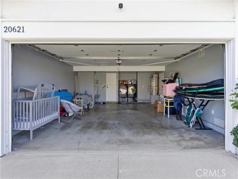 20621  Reef   Lane, Huntington Beach, CA