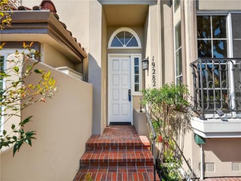 19282  Torreypines  , Huntington Beach, CA