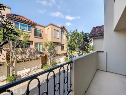 19282  Torreypines  , Huntington Beach, CA