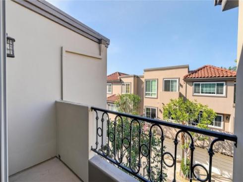 19282  Torreypines  , Huntington Beach, CA