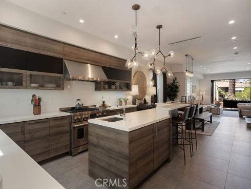 624  14th   Street, Huntington Beach, CA