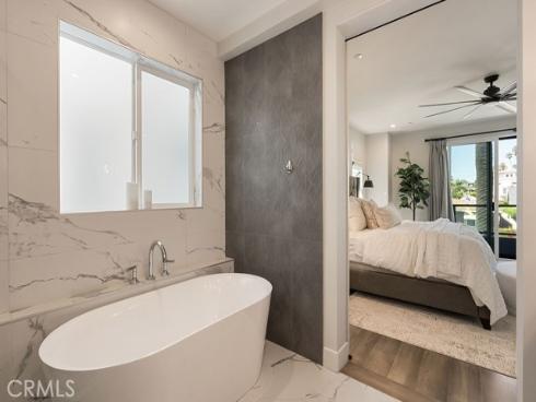 624  14th   Street, Huntington Beach, CA