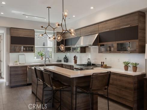 624  14th   Street, Huntington Beach, CA