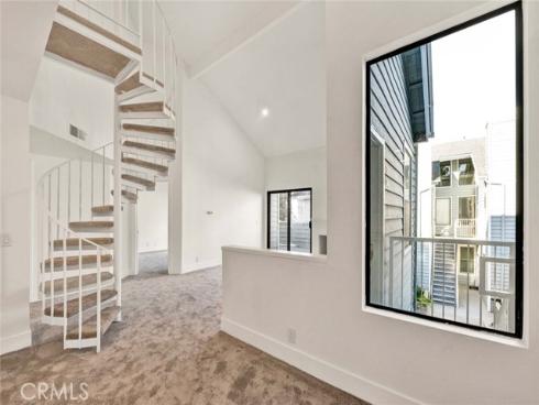 16960  Algonquin  3-204 , Huntington Beach, CA