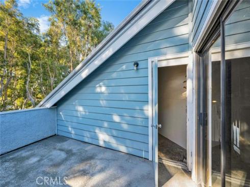 16960  Algonquin  3-204 , Huntington Beach, CA