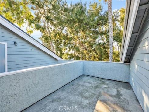 16960  Algonquin  3-204 , Huntington Beach, CA