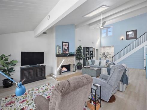 3581  Aquarius  , Huntington Beach, CA