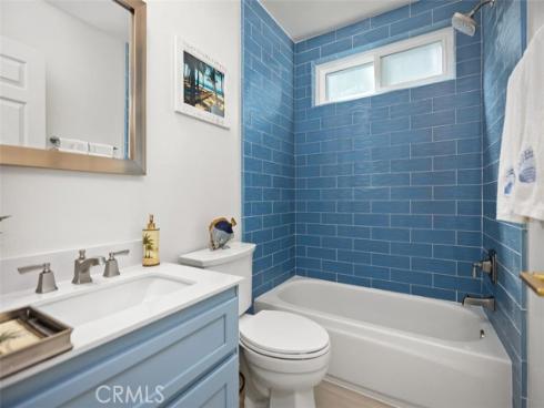 3581  Aquarius  , Huntington Beach, CA