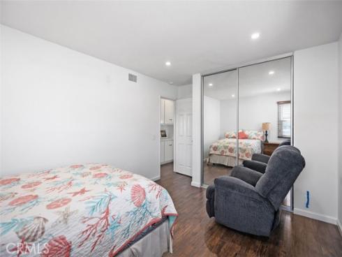 3581  Aquarius  , Huntington Beach, CA