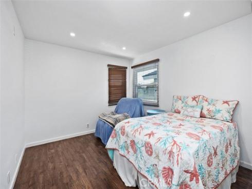 3581  Aquarius  , Huntington Beach, CA