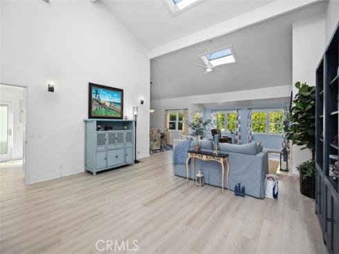 3581  Aquarius  , Huntington Beach, CA